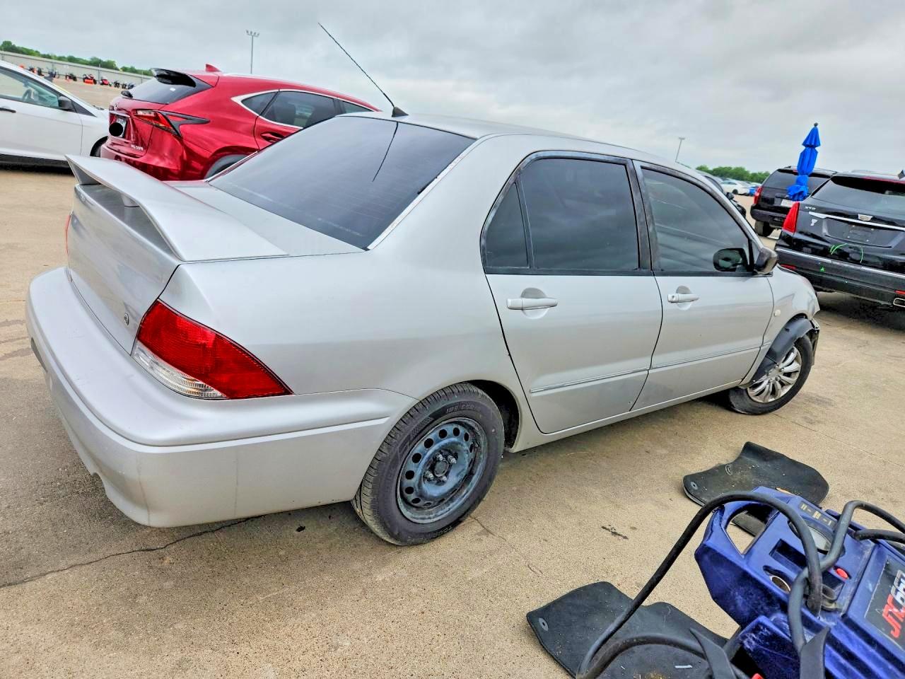 2002 Mitsubishi Lancer VIN JA3AJ26E02U016905 photo 3