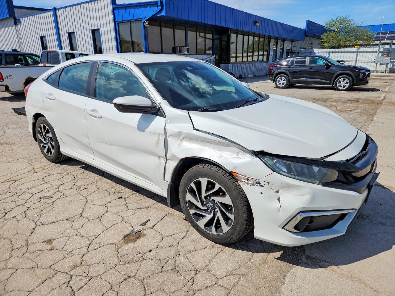 2019 Honda Civic VIN 2HGFC2F66KH523080 photo 4