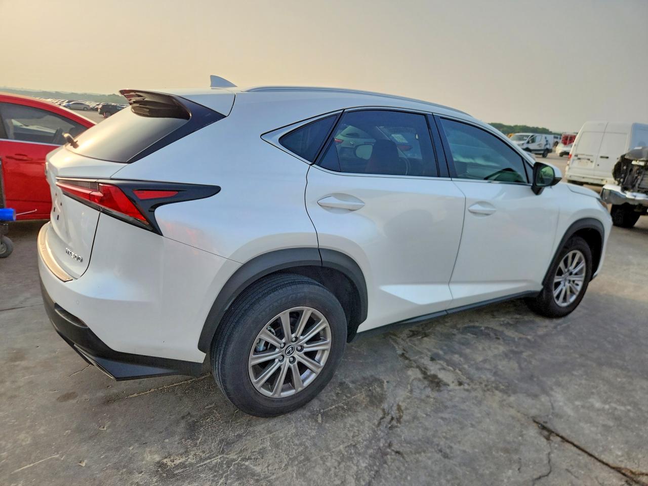 2021 Lexus Nx 300 fwd VIN JTJDARBZ3M5029044 photo 3
