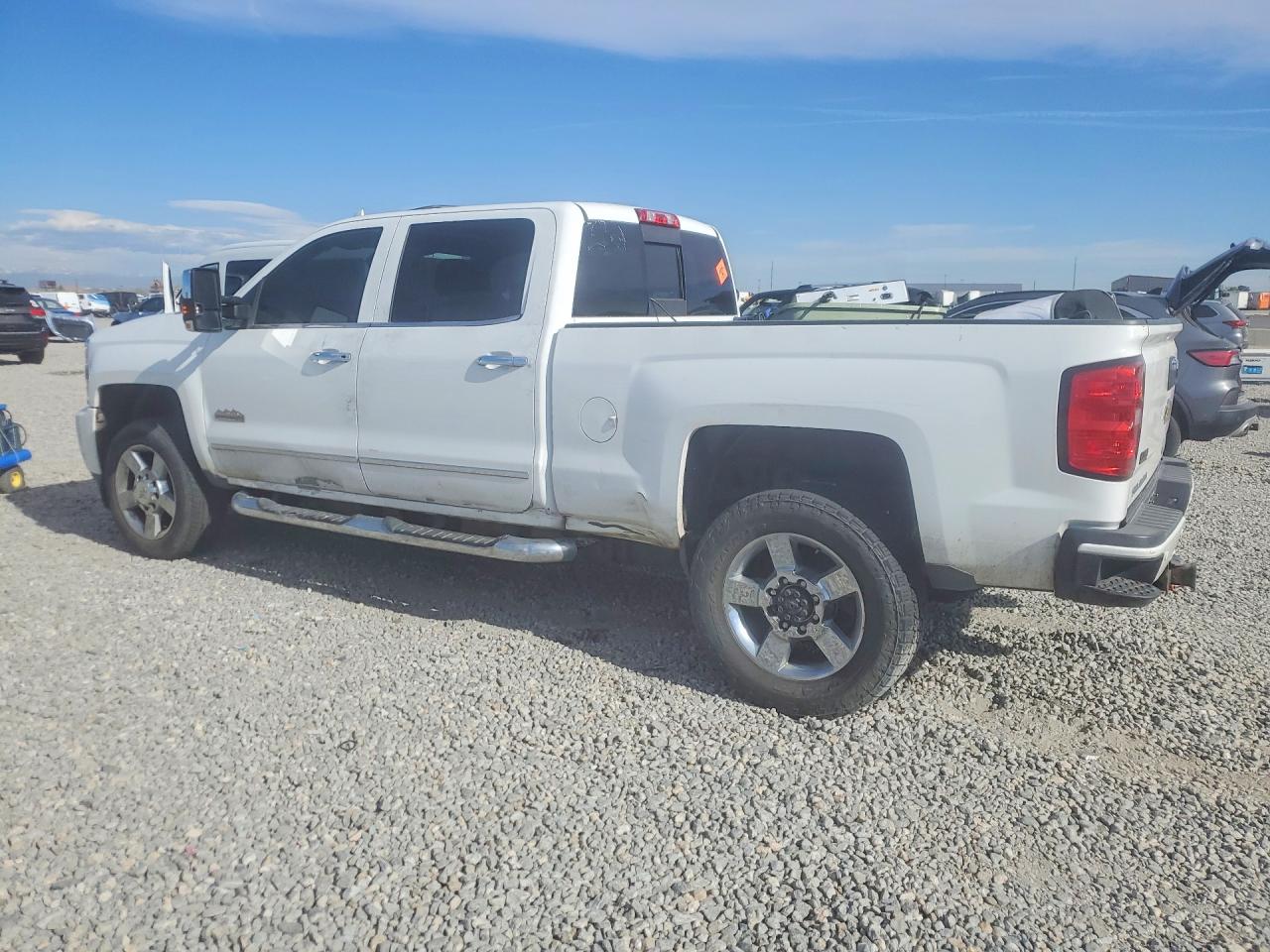 2015 CHEV Silverado VIN 1GC1KXE85FF580051 photo 2