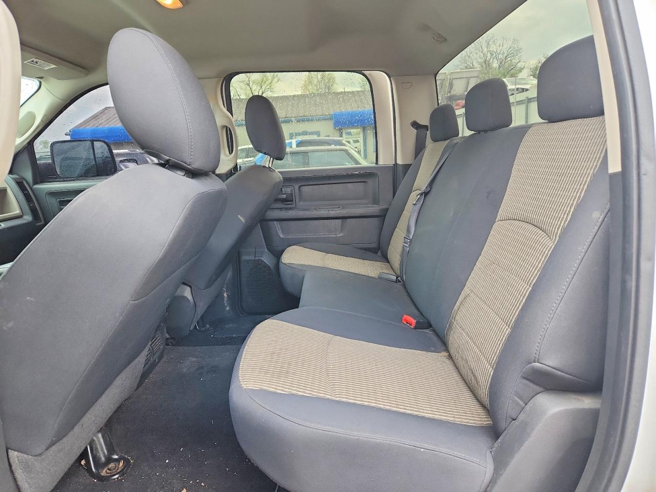 2010 Dodge Ram 1500 VIN 1D7RV1CT7AS110043 photo 10