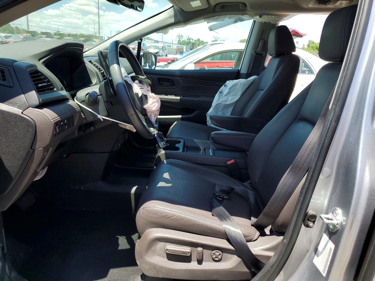 2024 Honda Odyssey VIN 5FNRL6H63RB020767 photo 7