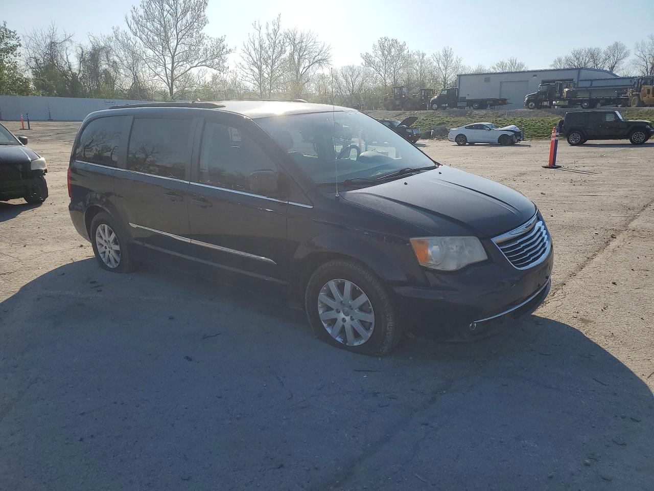 2014 Chrysler Minivan VIN 2C4RC1BGXER461346 photo 4