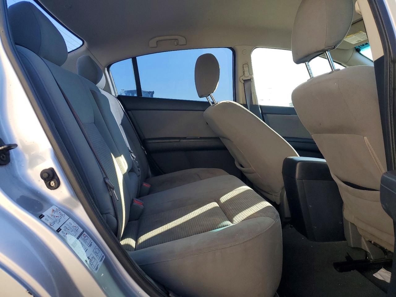 2010 NISS Sentra VIN 3N1AB6APXAL661314 photo 10