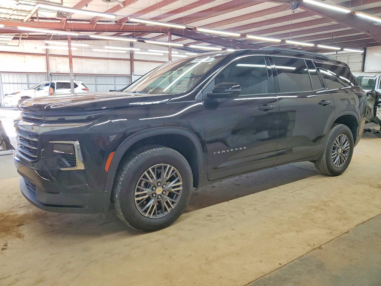 2025 Chevrolet Traverse VIN 1GNERGRS0SJ256197 photo 1