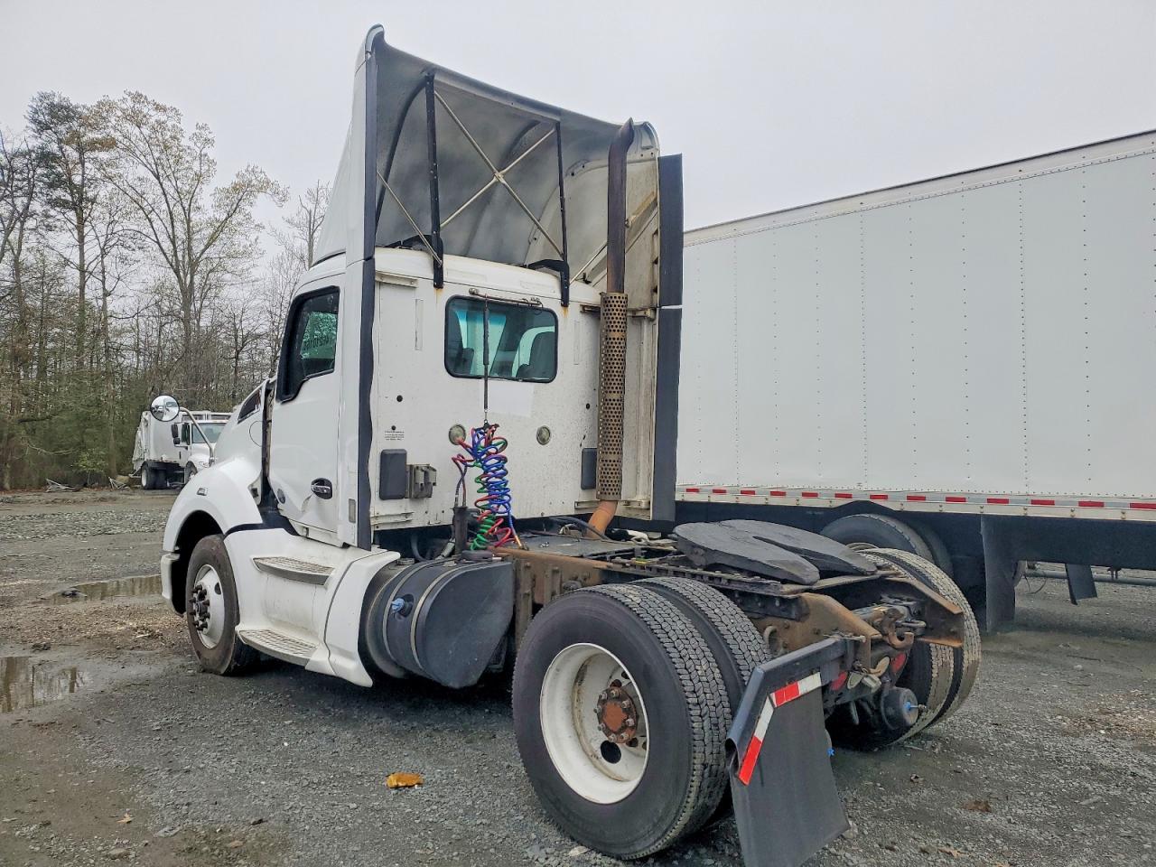 2014 KENWORTH All other VIN 1XKYA48XXEJ403109 photo 3