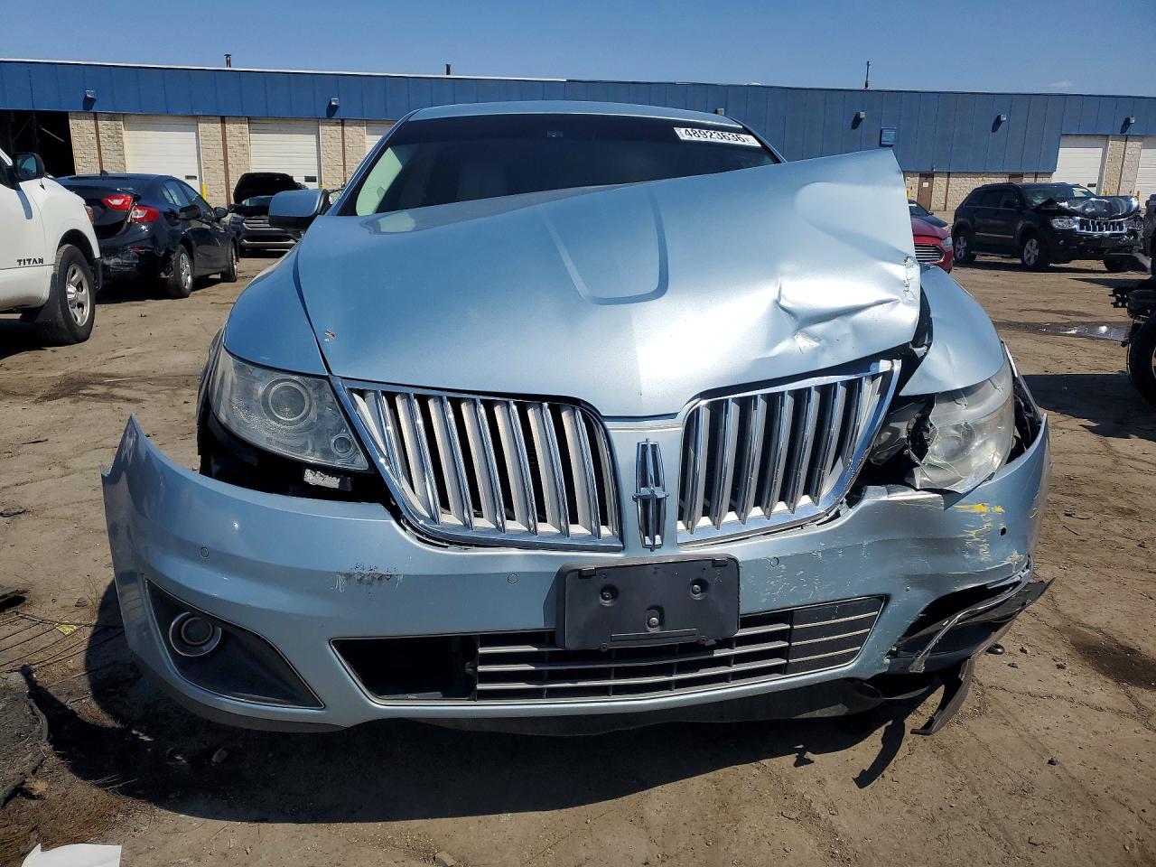 2009 Lincoln Mks VIN 1LNHM94R89G615321 photo 5