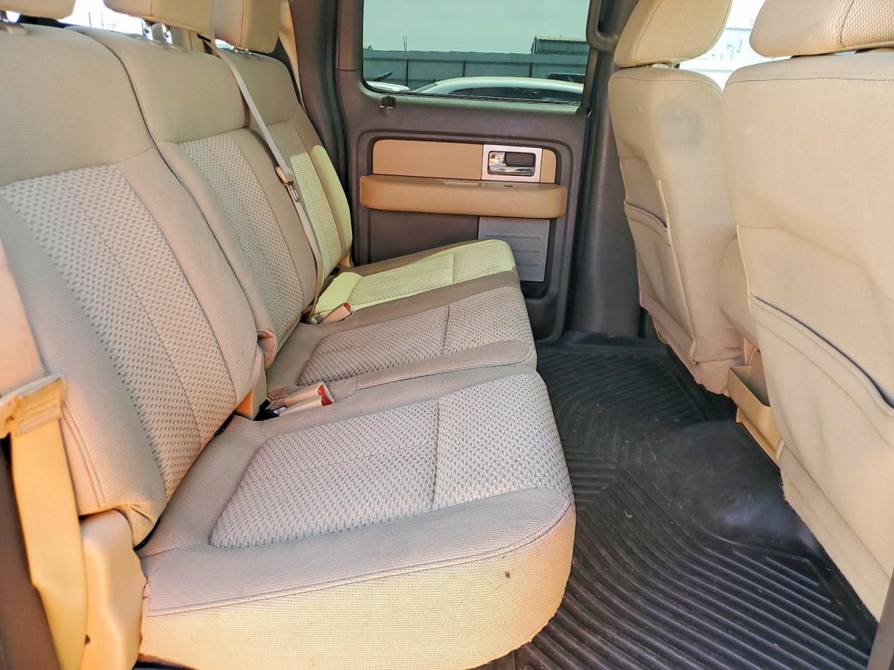 2011 Ford F150 VIN 1FTFW1CT1BFB61946 photo 10
