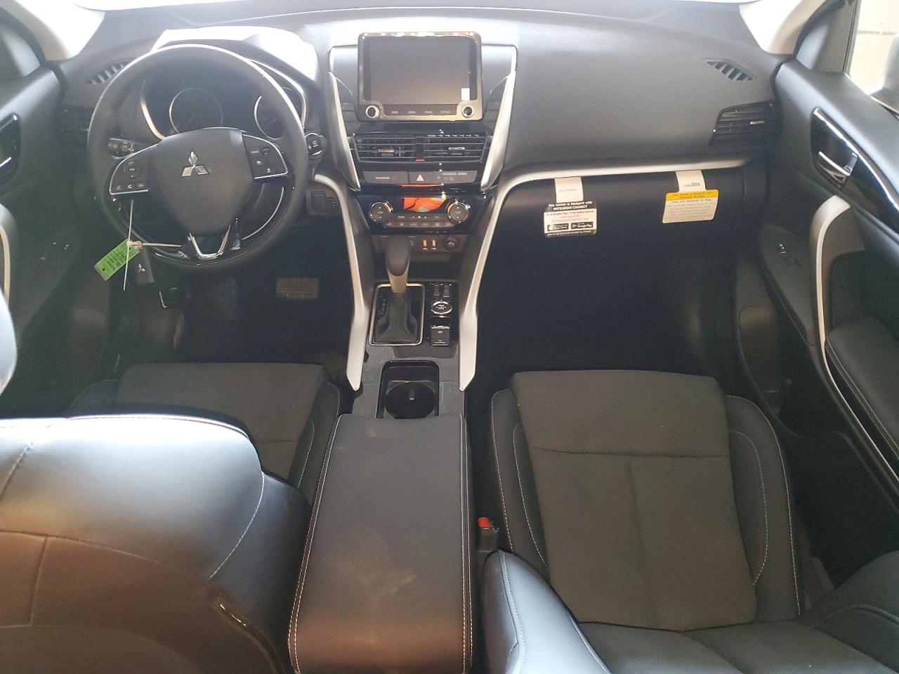 2026 MITSUBISHI ECLIPSE VIN JA4ATWAA0TZ001374 photo 8