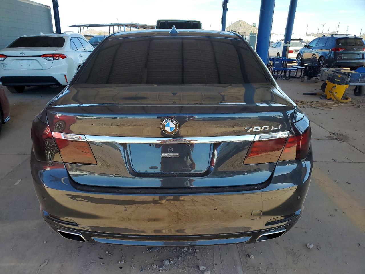 2009 BMW 7 series VIN WBAKB835X9CY62319 photo 6