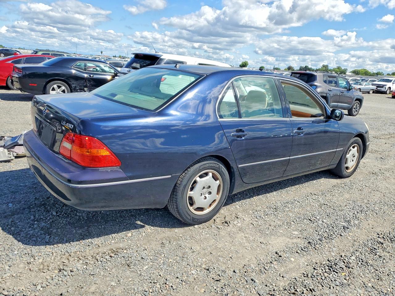 2002 Lexus Ls500 VIN JTHBN30F020056411 photo 3