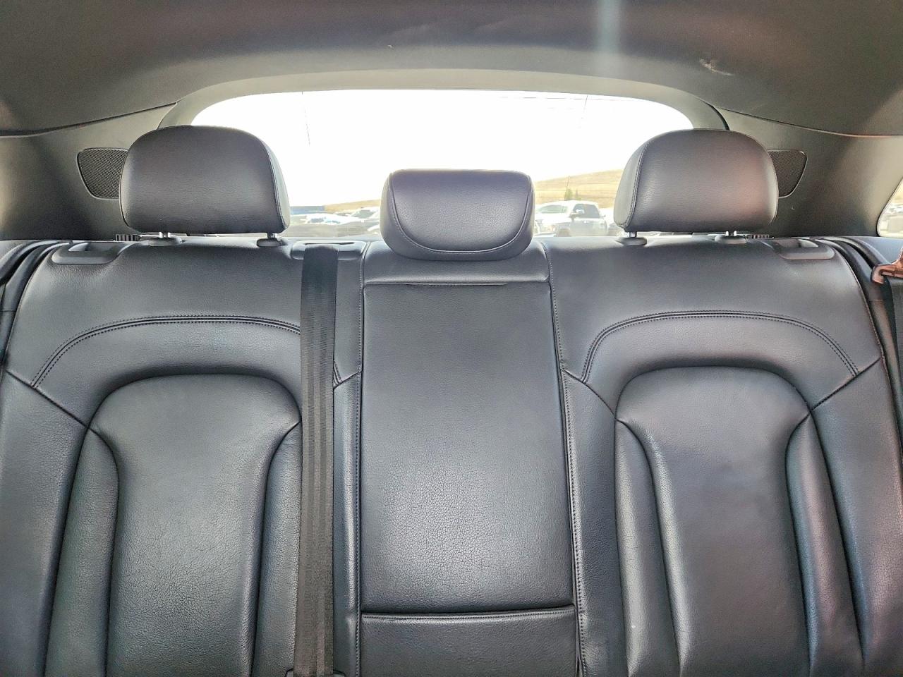 2016 Audi Q3 VIN WA1BFCFS2GR010921 photo 10