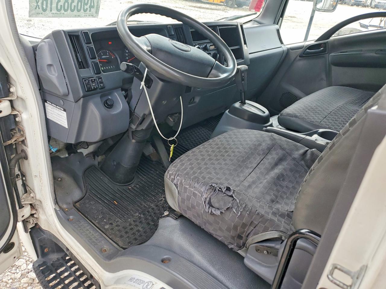 2010 Isuzu Npr VIN JALE5W163A7301561 photo 8