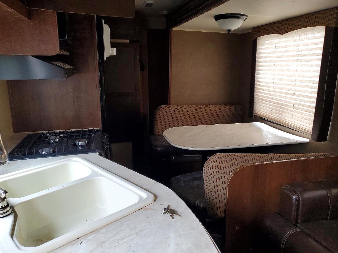 2014 JAYCO All models VIN 1UJBJ0BP4E77R0417 photo 6