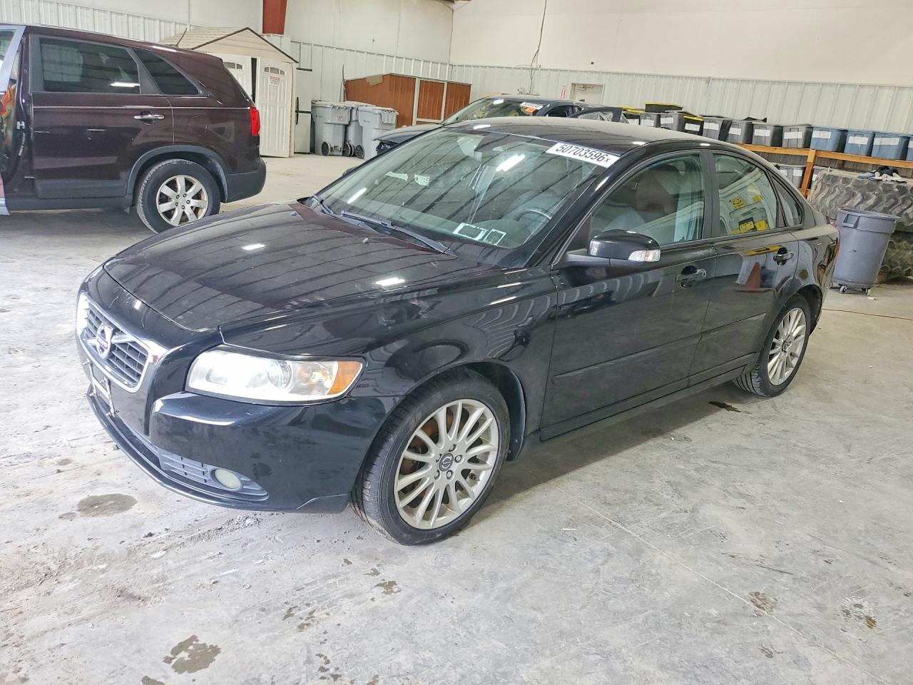 2011 VOLVO S40 VIN YV1672MS1B2546742 photo 1