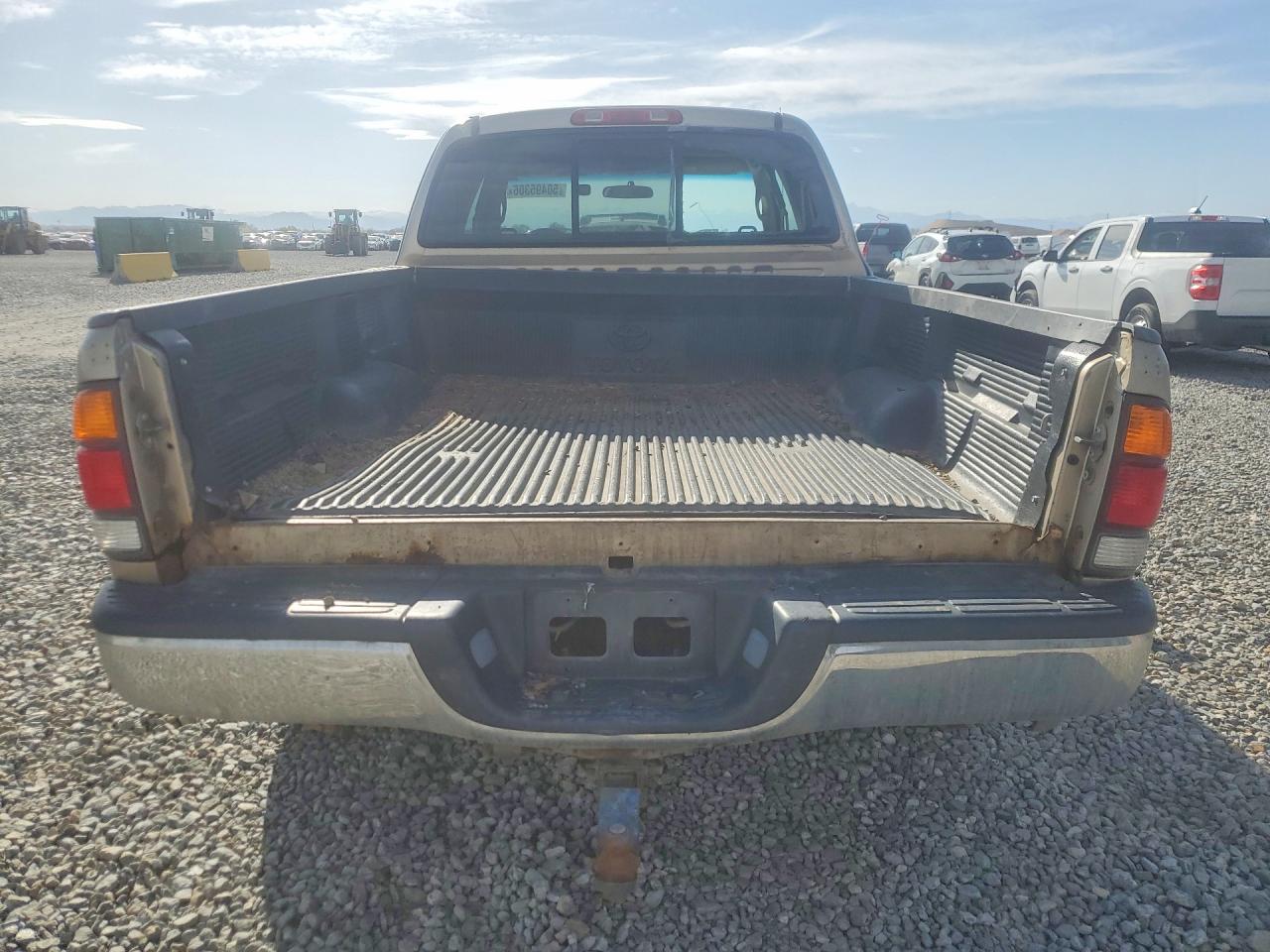 2003 Toyota Tundra VIN 5TBBT44163S372821 photo 6