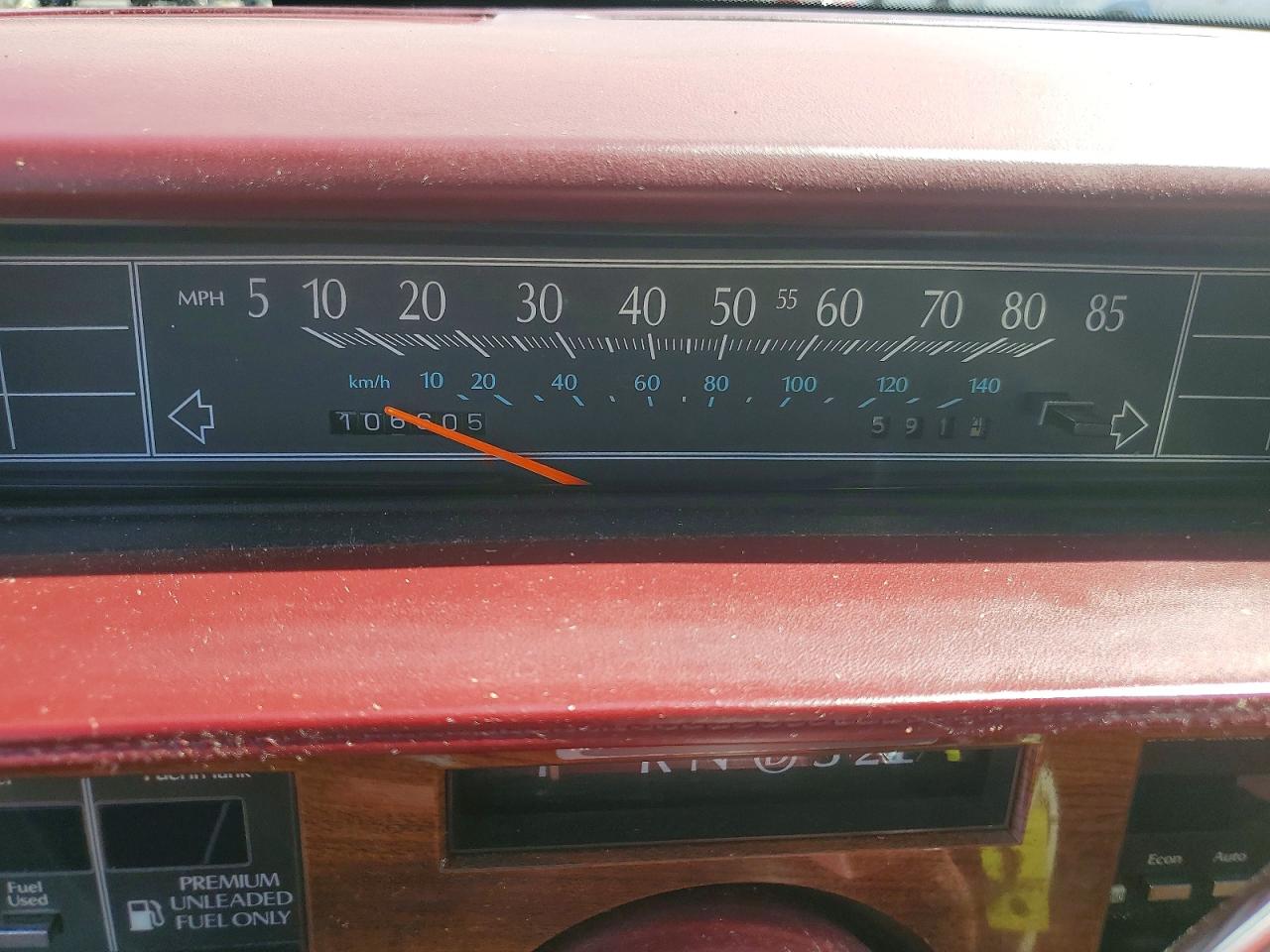 1992 Cadillac Deville VIN 1G6CD53B7N4273080 photo 9