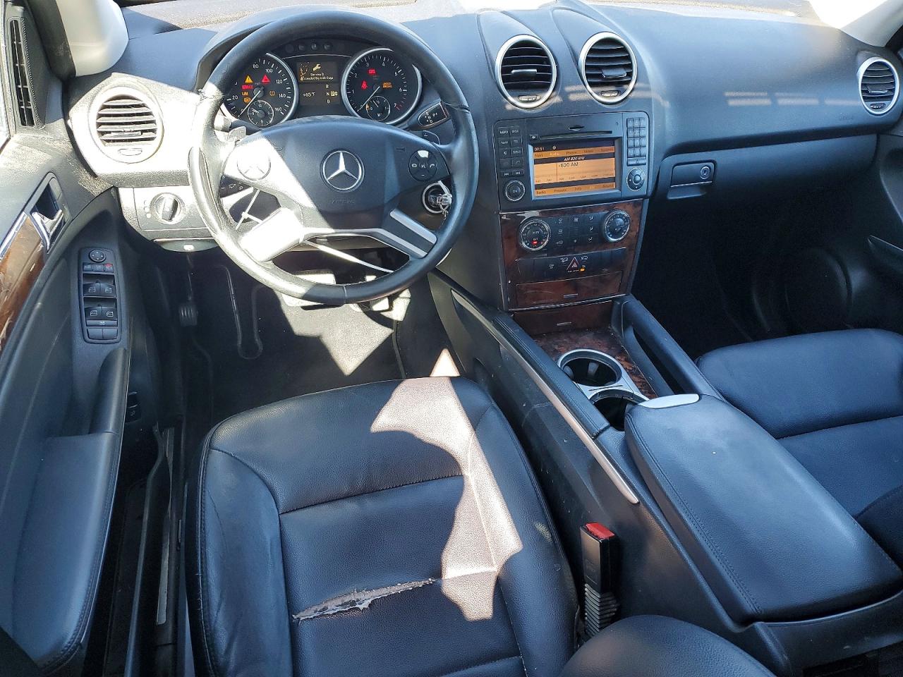 2010 Mercedes-Benz M-class VIN 4JGBB8GB5AA543151 photo 8