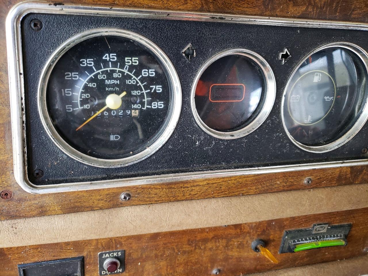 1987 GSCI Motorhome VIN 1GDKP37W8H3505449 photo 8