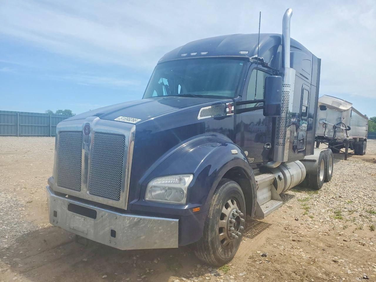 2016 KENWORTH All other VIN 1XKZD49X7GJ131079 photo 2
