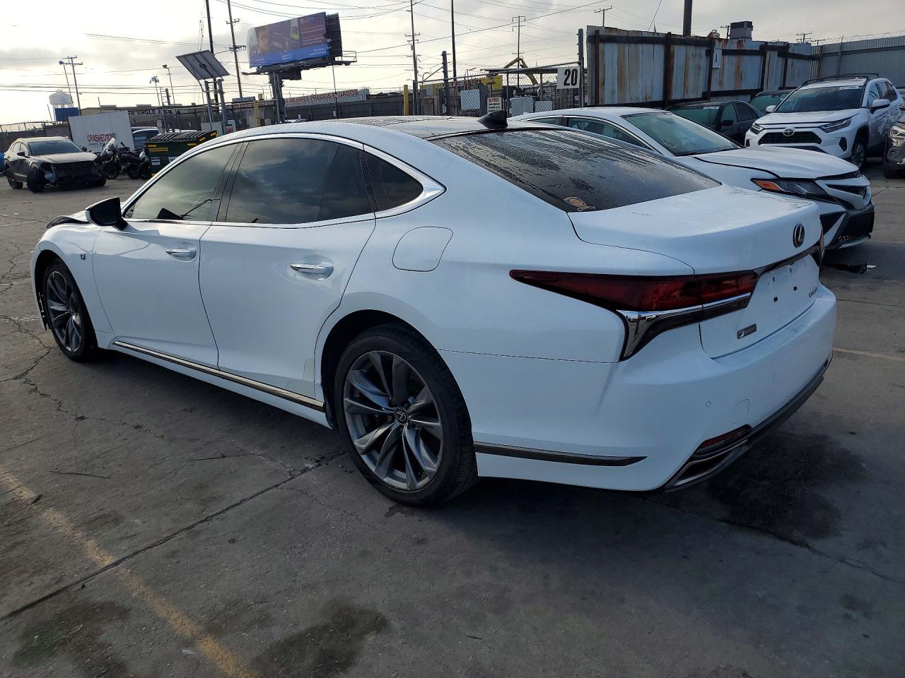 2018 Lexus Ls500 VIN JTHB51FF4J5000484 photo 2