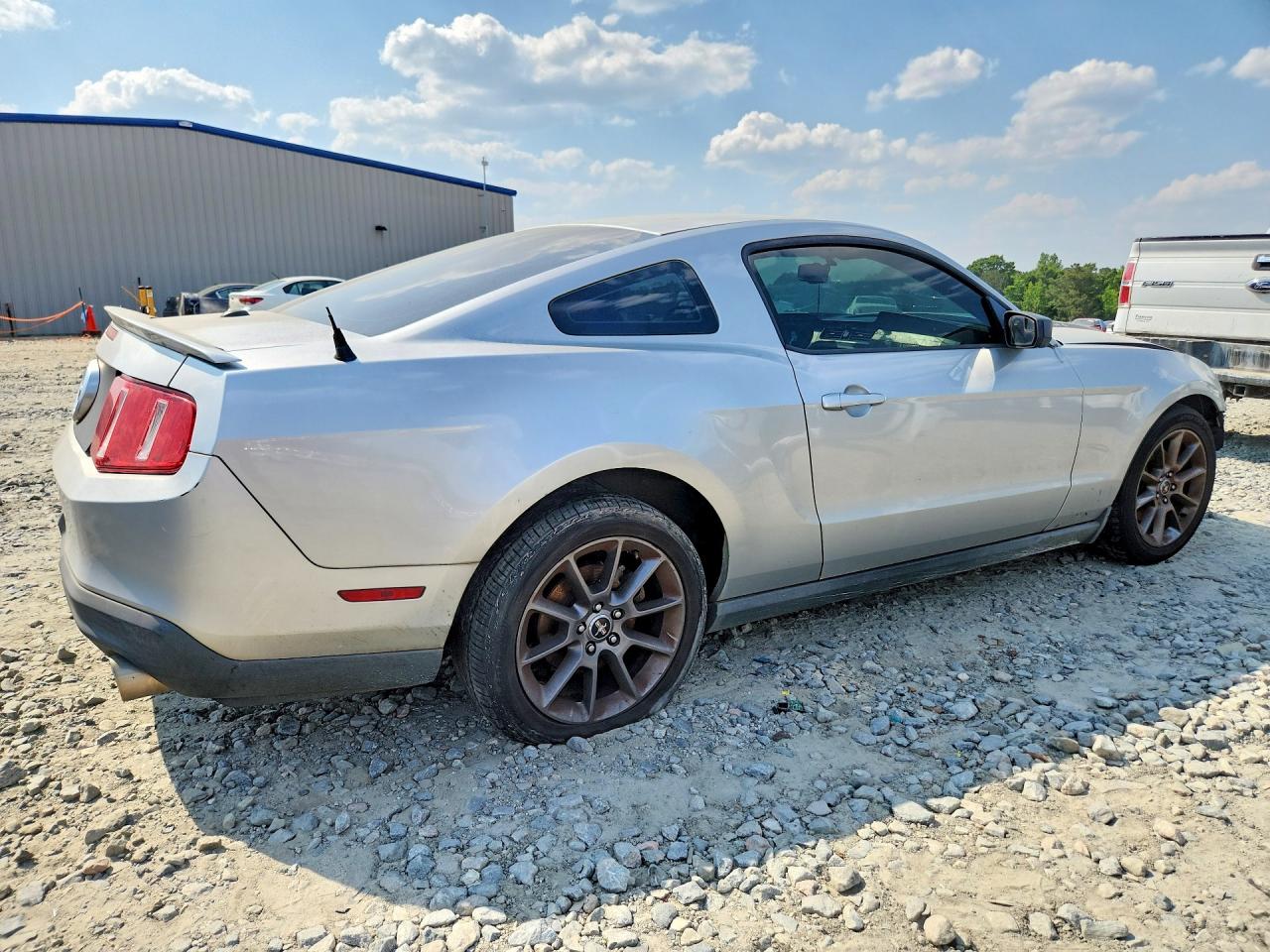 2011 Ford All models VIN 1ZVBP8AM8B5130003 photo 3