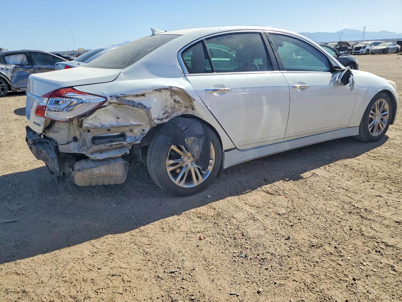 2012 Hyundai Genesis VIN KMHGC4DD3CU151501 photo 3