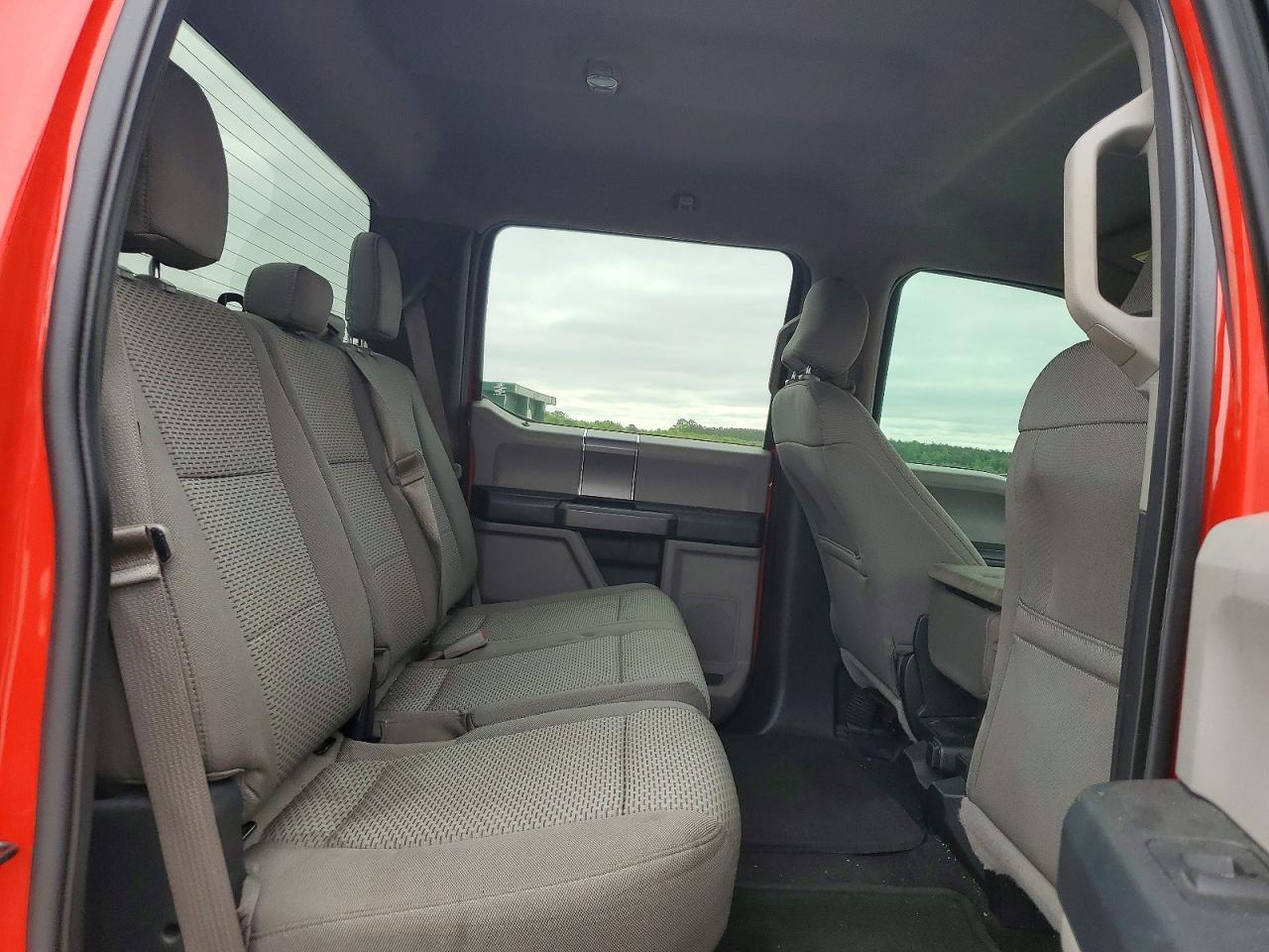 2015 Ford F150 VIN 1FTEW1C85FFB94624 photo 10