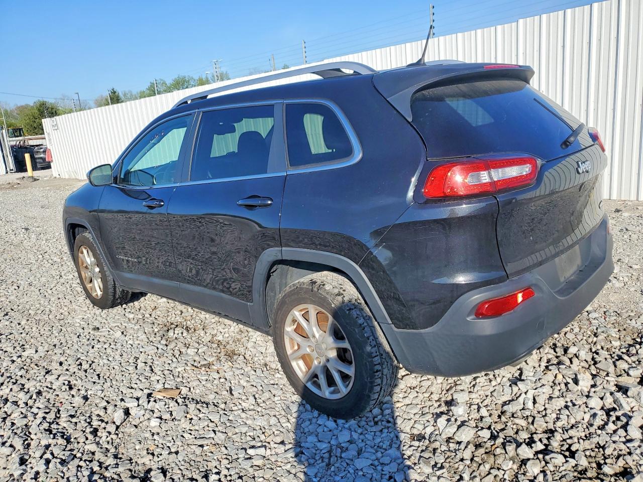 2014 Jeep Grand cher VIN 1C4PJLCS9EW181422 photo 2