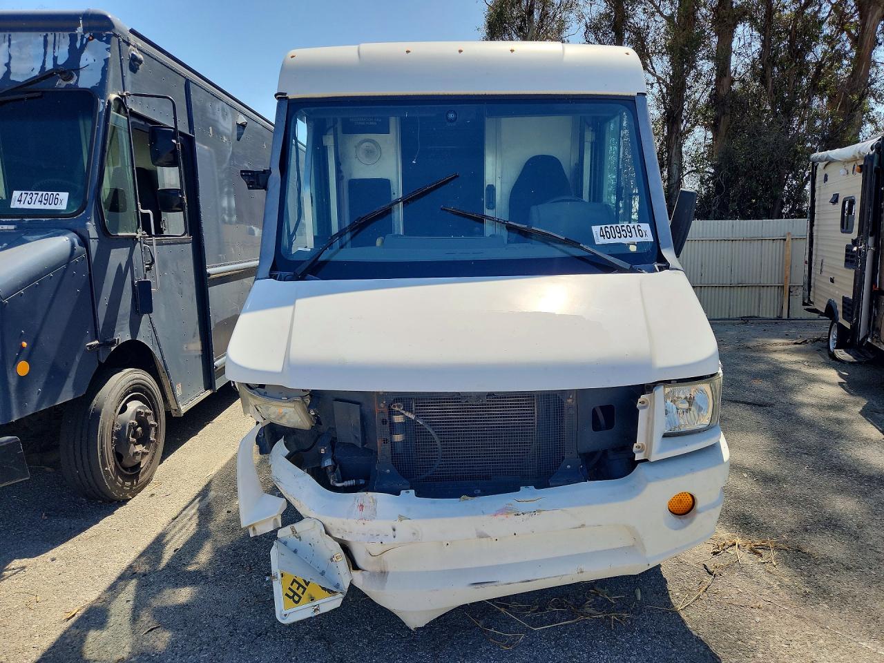 2016 Isuzu Npr VIN JALB4T177G7W00492 photo 5