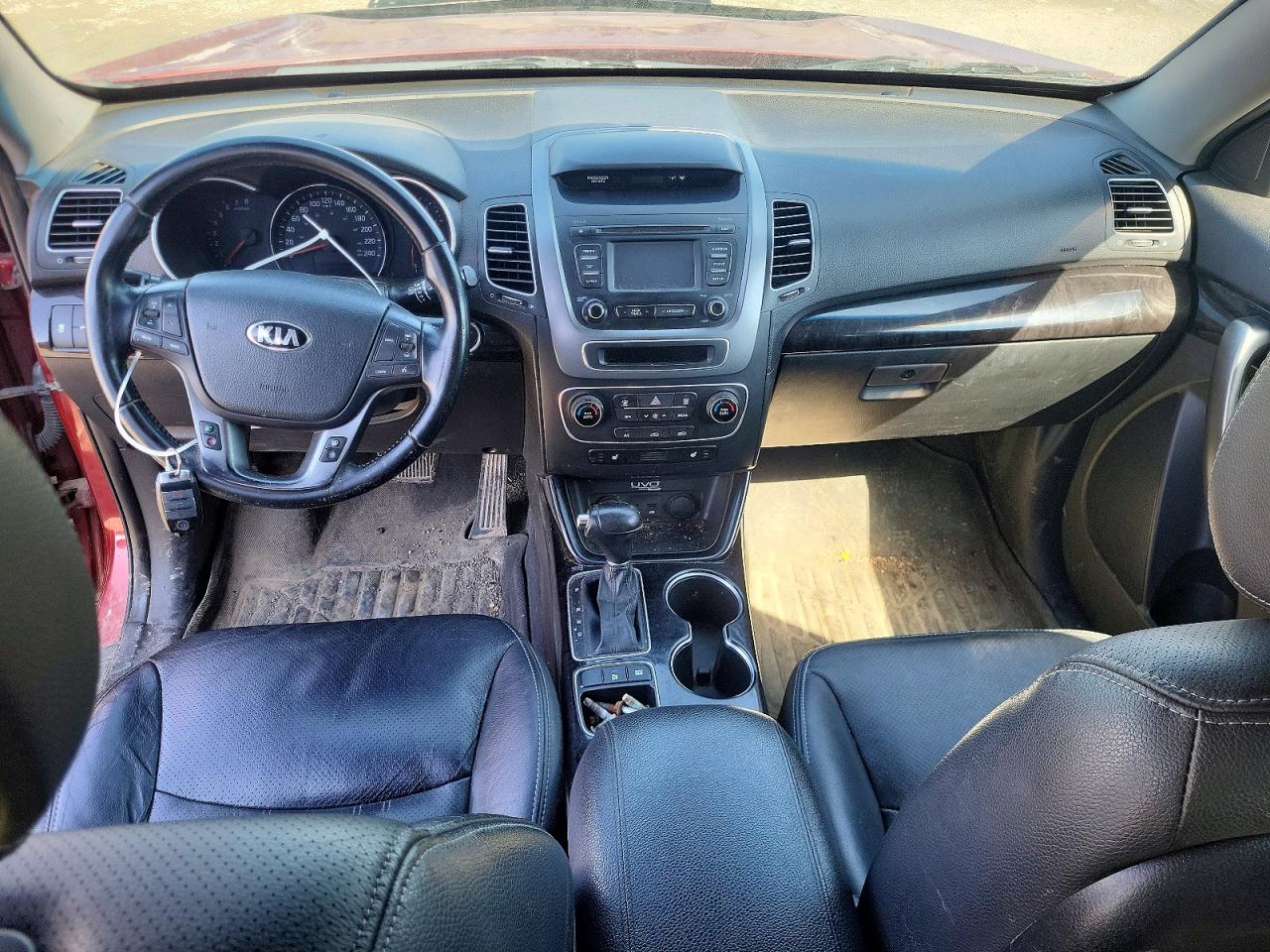 2015 Kia Sorento VIN 5XYKTCA68FG595672 photo 8