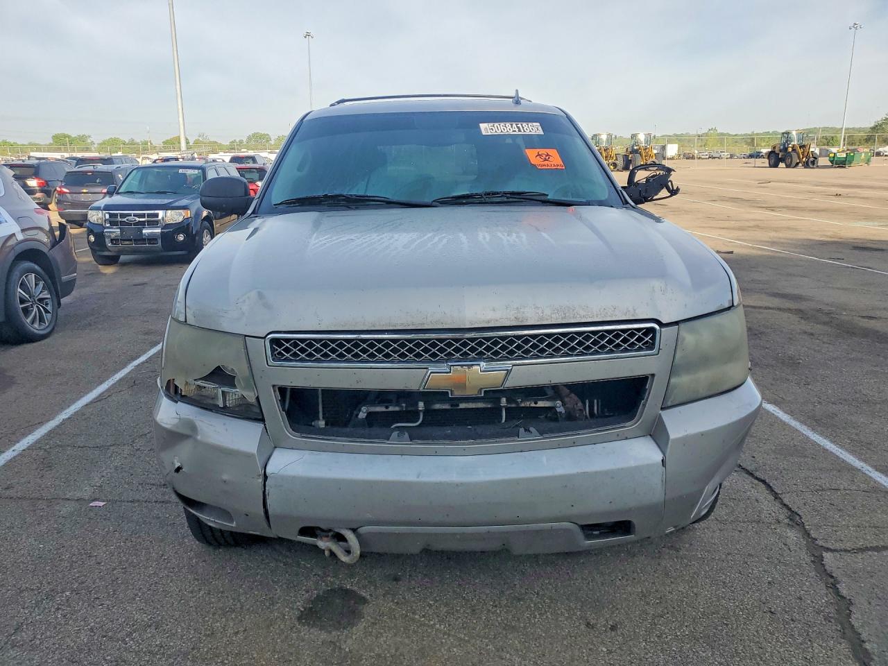 2009 Chevrolet Suburban VIN 1GNFK26309R135433 photo 5