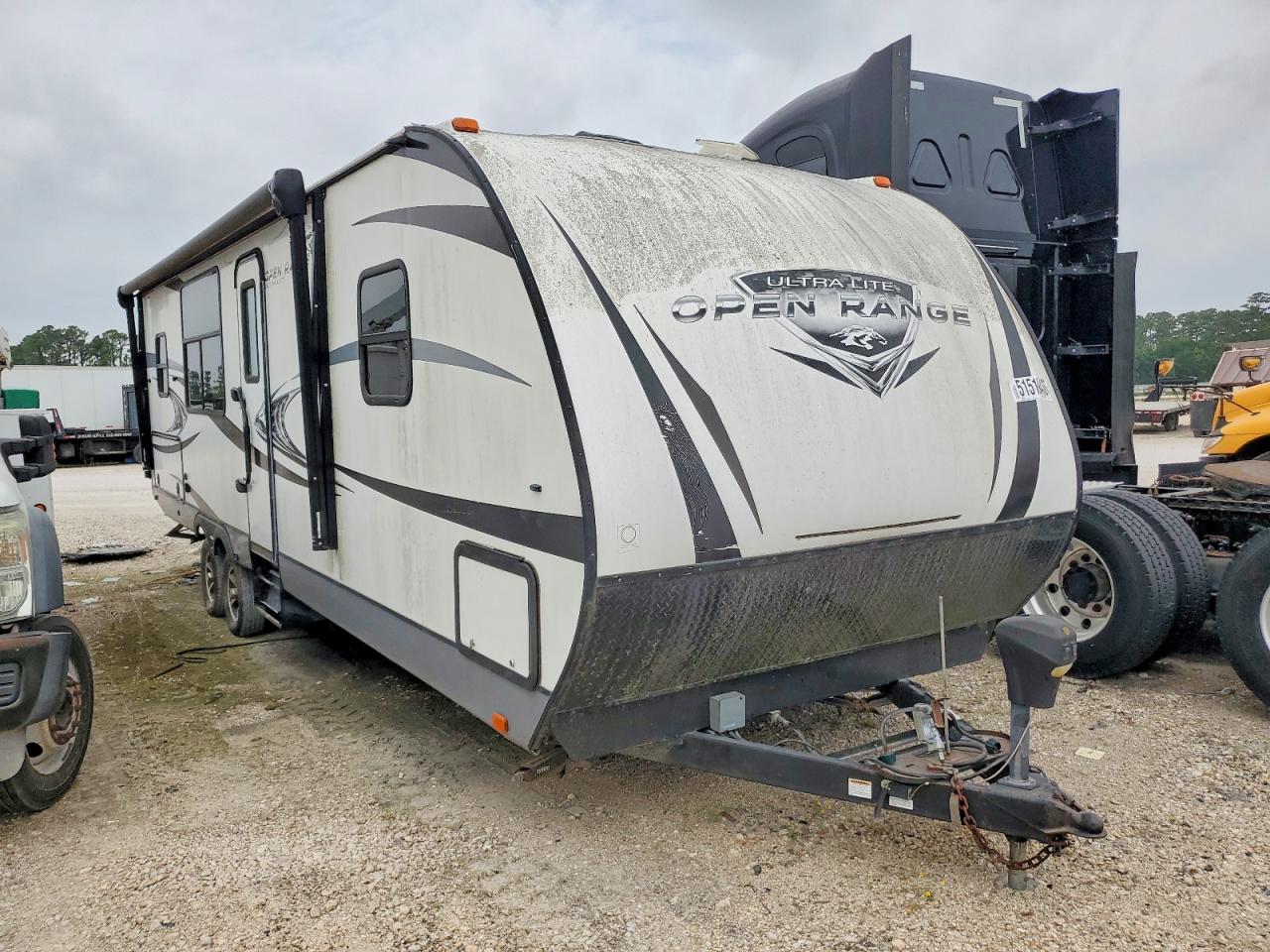2017 HIGHLAND Highland VIN 58TTU3221H3030390 photo 1