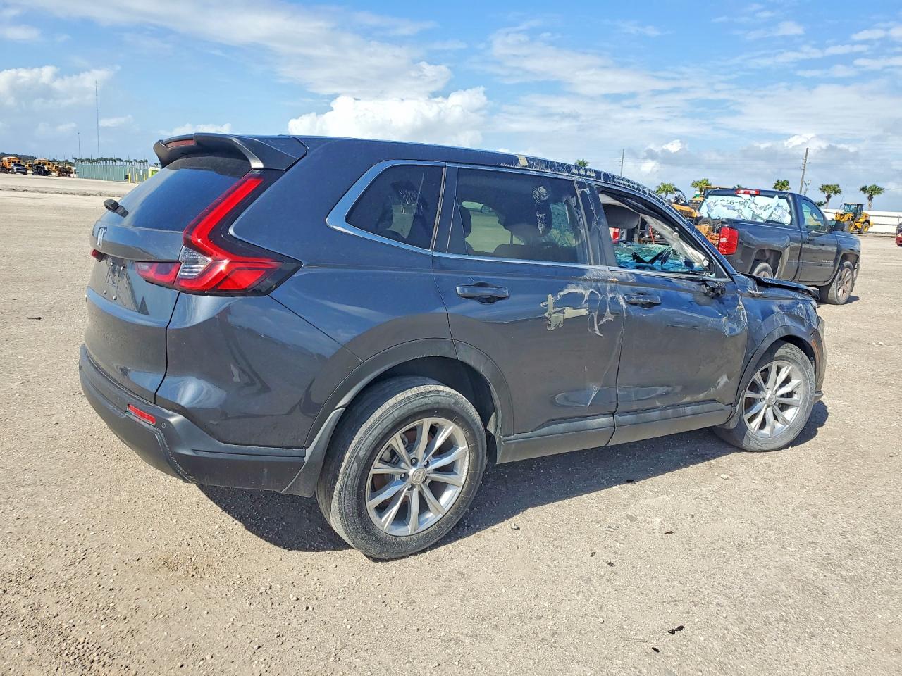 2025 Honda Crv VIN 2HKRS3H7XSH322428 photo 3