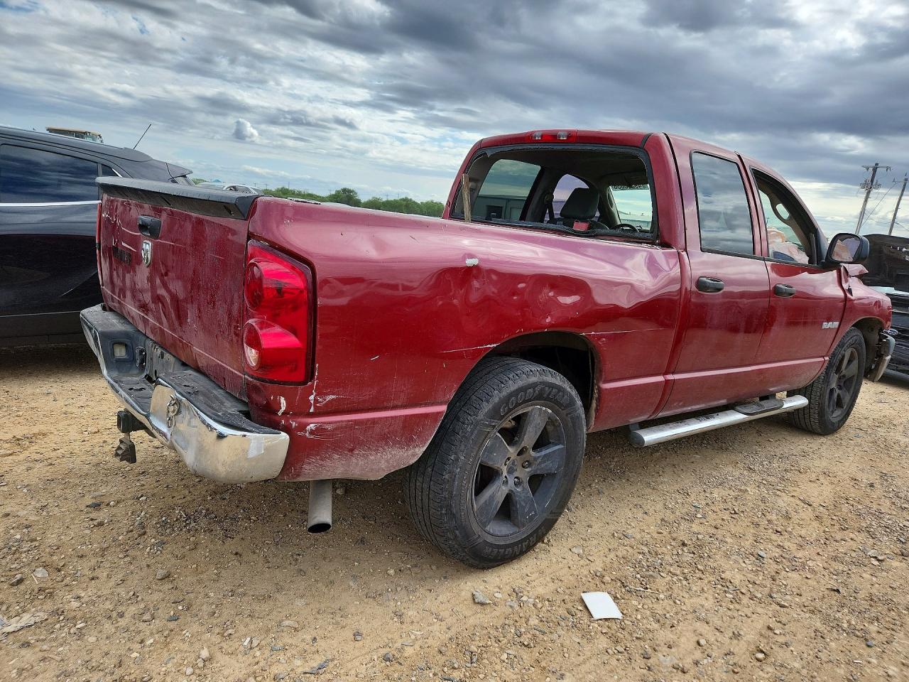 2008 Dodge Ram 1500 VIN 1D7HA18K28J207335 photo 3