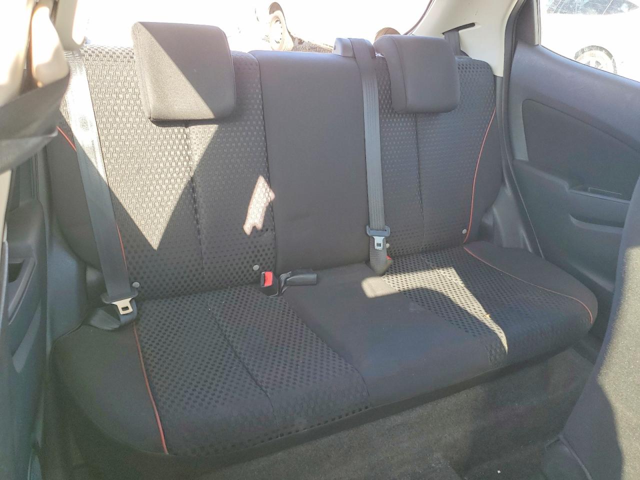 2011 Mazda 2 VIN JM1DE1HZ6B0115636 photo 10