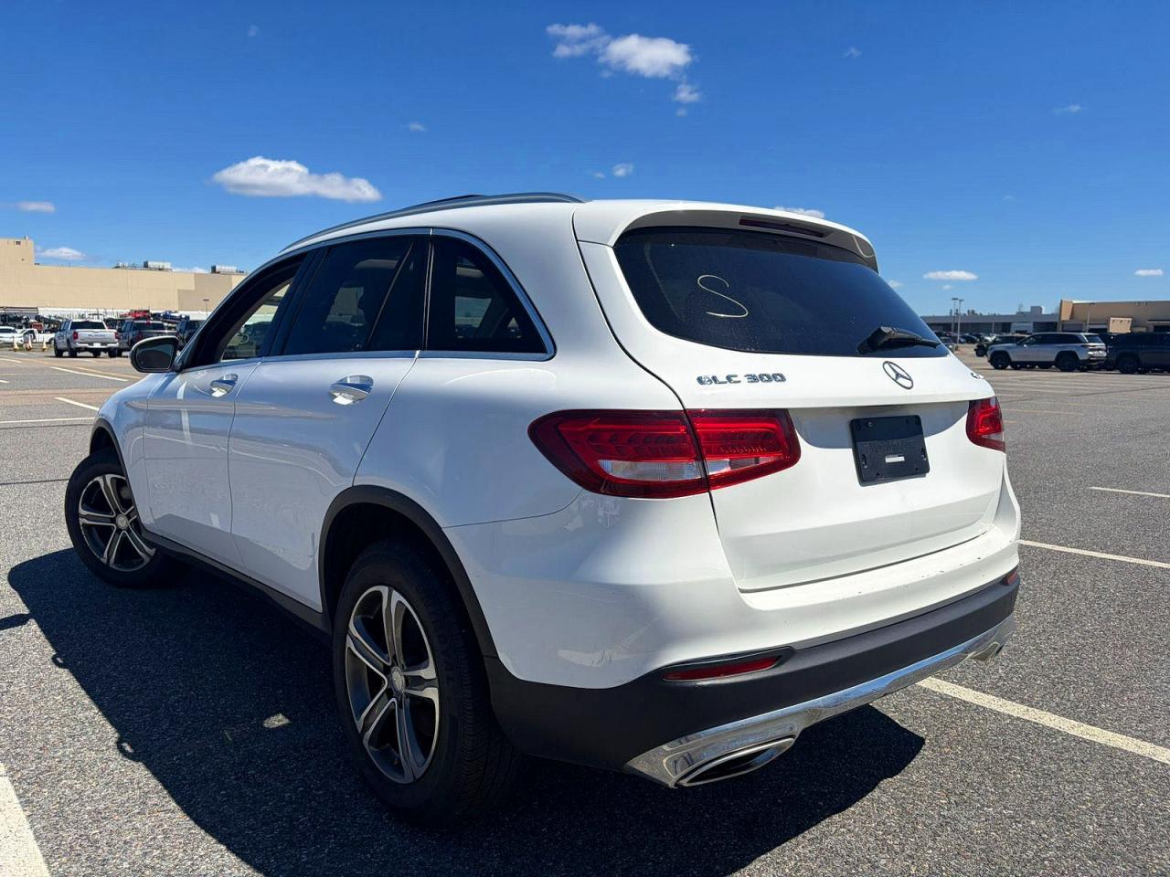 2017 Mercedes-Benz Glc class VIN WDC0G4KB4HF136989 photo 3