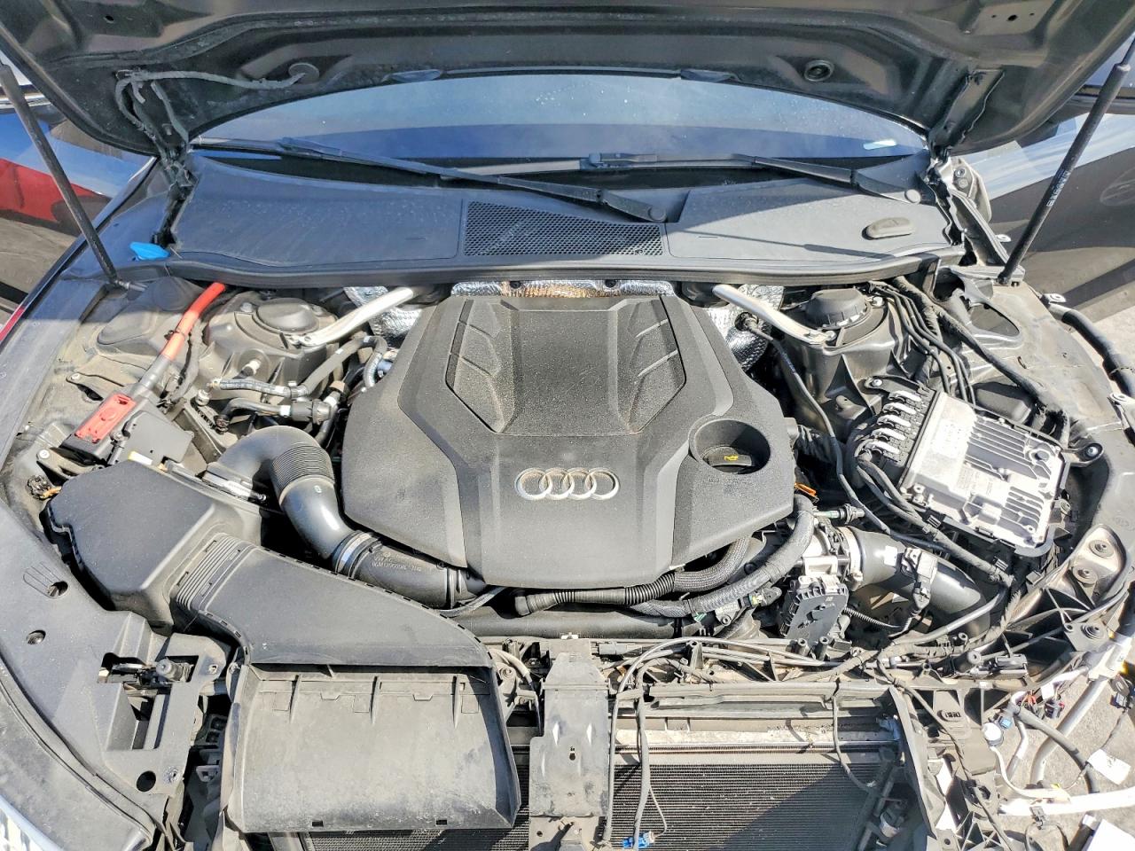 2021 Audi A7 VIN WAUU2AF25MN045449 photo 11
