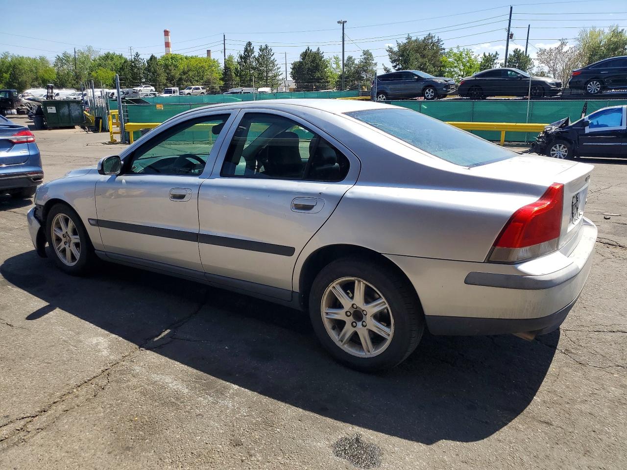 2002 VOLV S60 VIN YV1RS61R722165658 photo 2