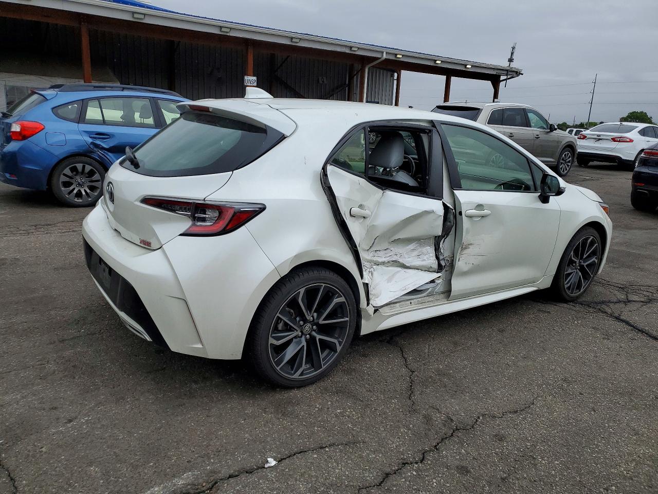 2019 Toyota Corolla VIN JTNK4RBE0K3057841 photo 3