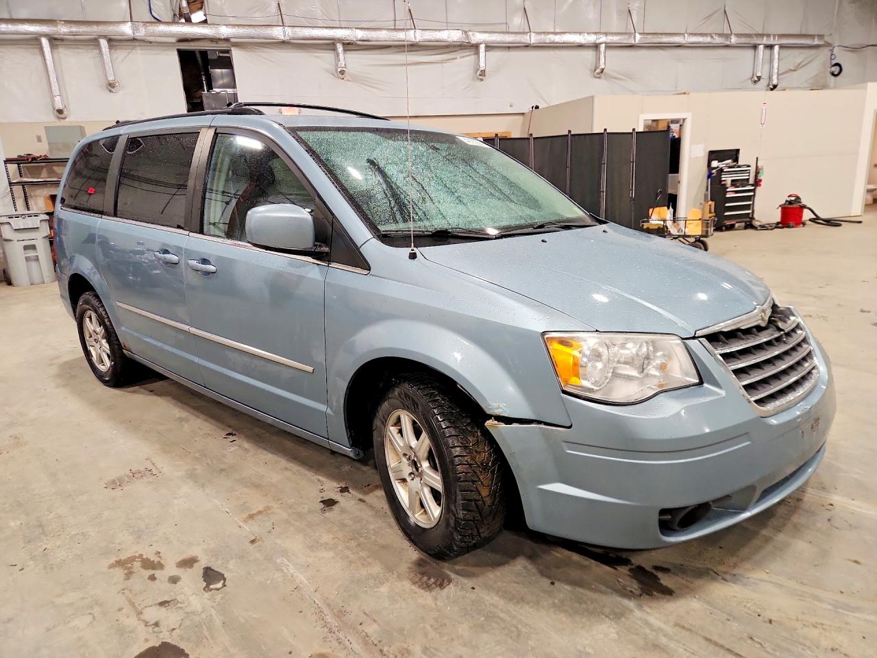 2010 Chrysler Minivan VIN 2A4RR5D10AR284633 photo 4