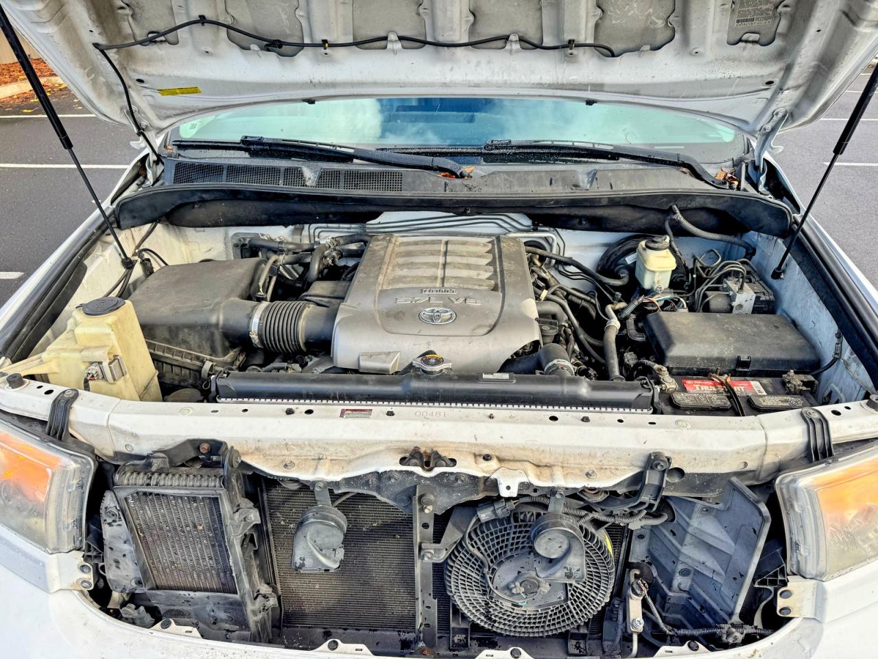 2008 Toyota Sequoia VIN 5TDBY64A78S023551 photo 7