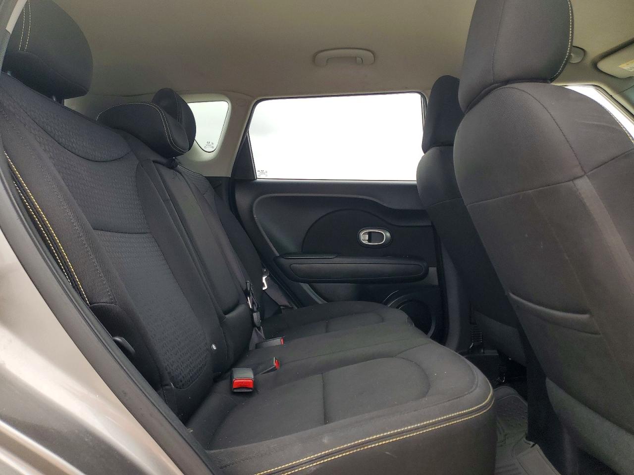 2016 Kia Soul VIN KNDJP3A56G7307203 photo 10