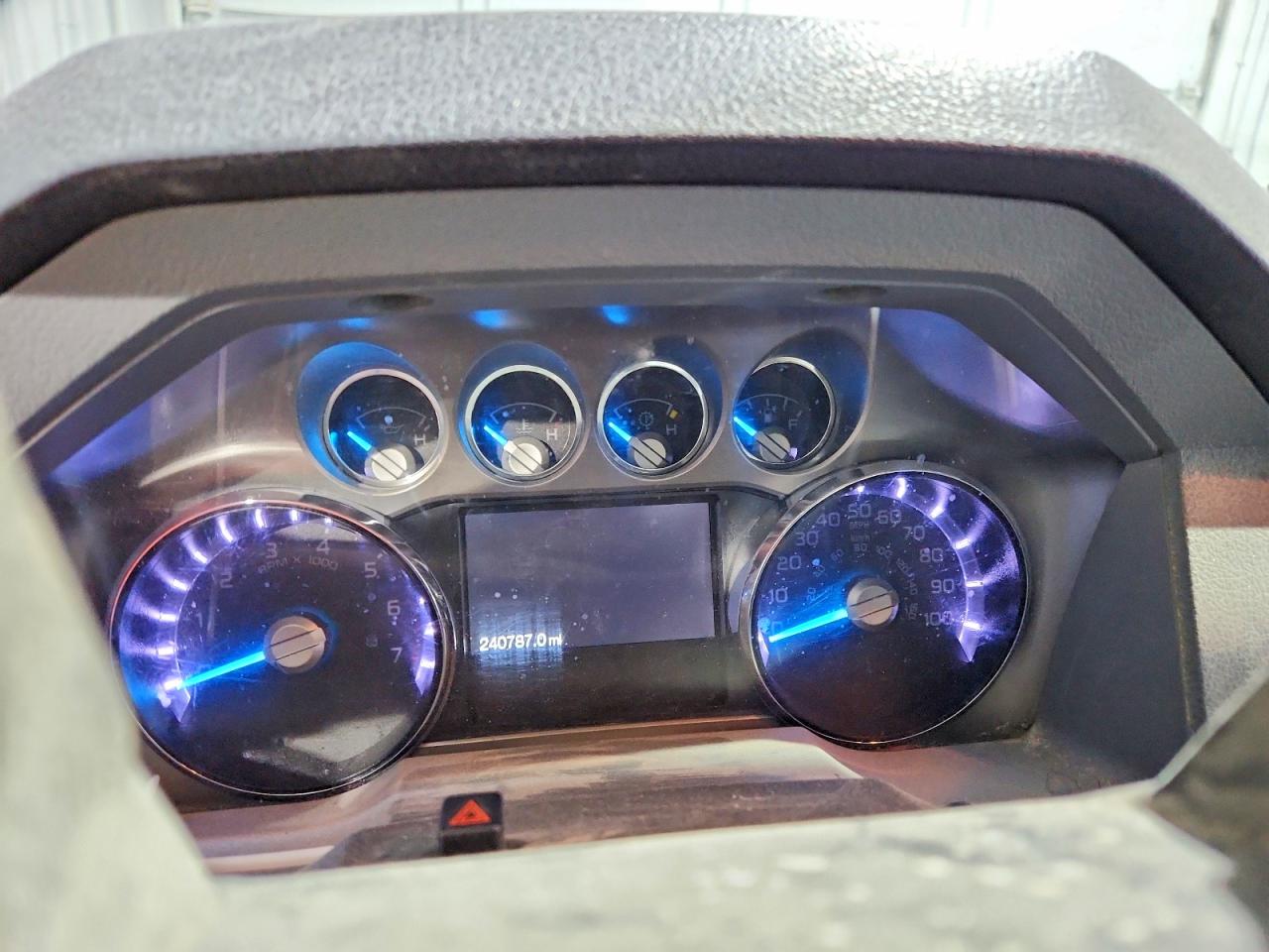 2015 Ford F250 VIN 1FT7W2B65FEB34847 photo 9