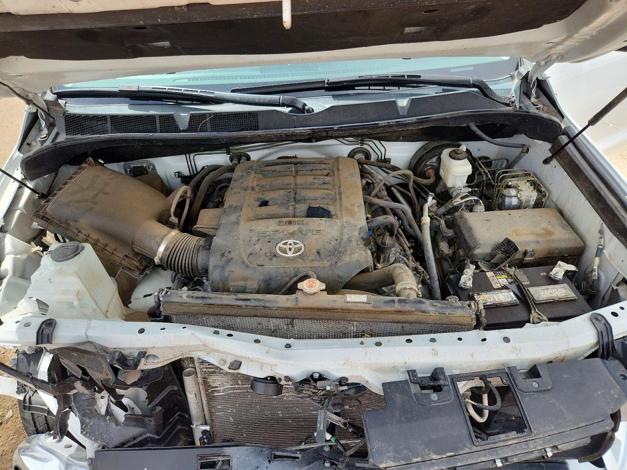2020 Toyota Tundra VIN 5TFAY5F1XLX876595 photo 11