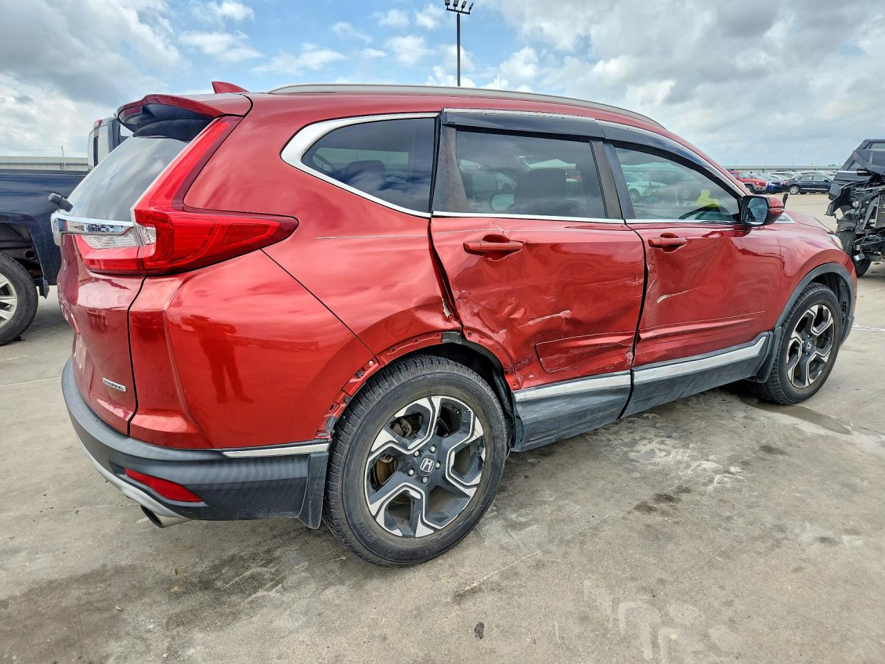 2017 Honda Crv VIN 2HKRW1H93HH504832 photo 3