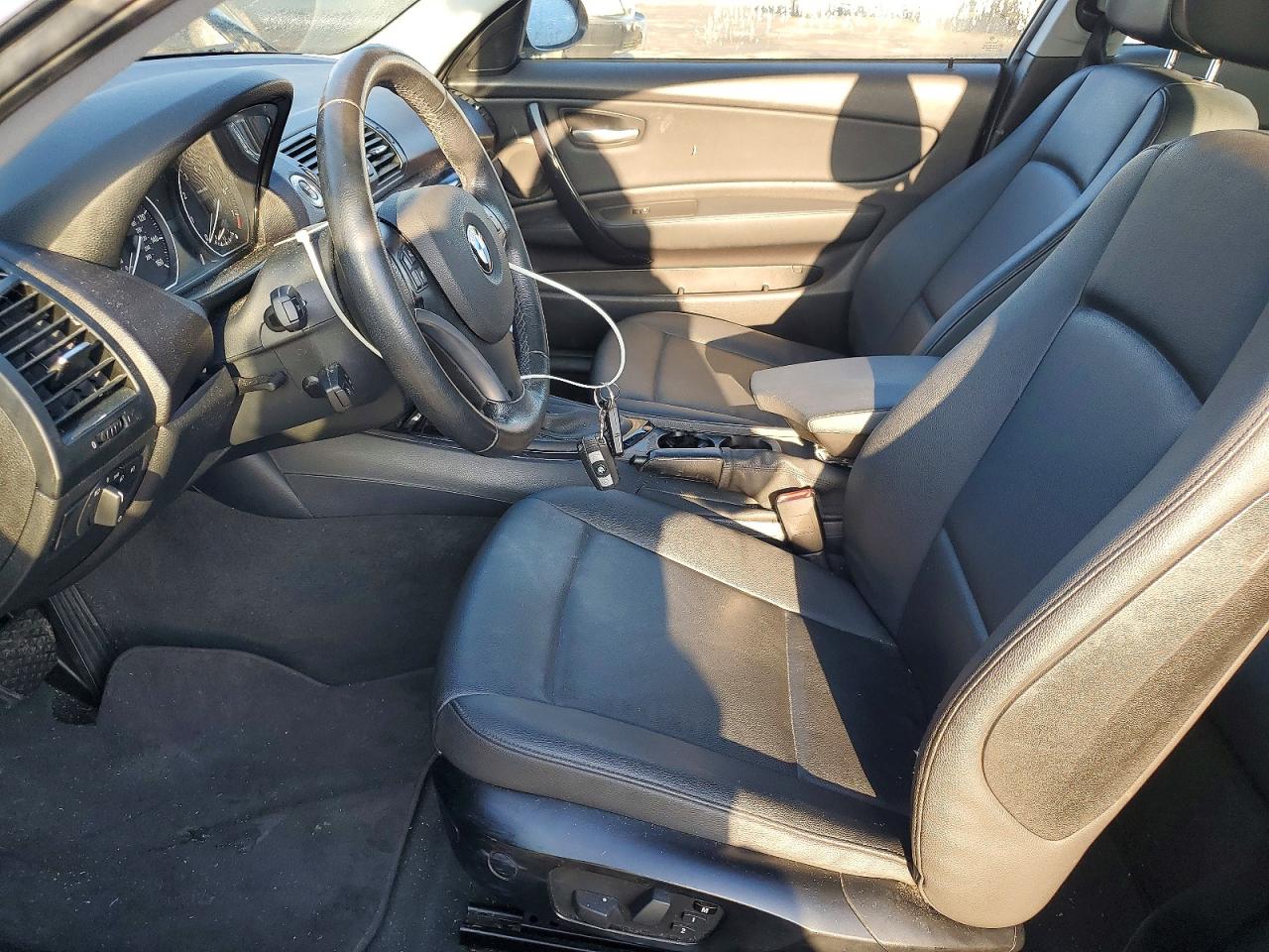 2009 BMW 1 series VIN WBAUP93539VF48566 photo 7