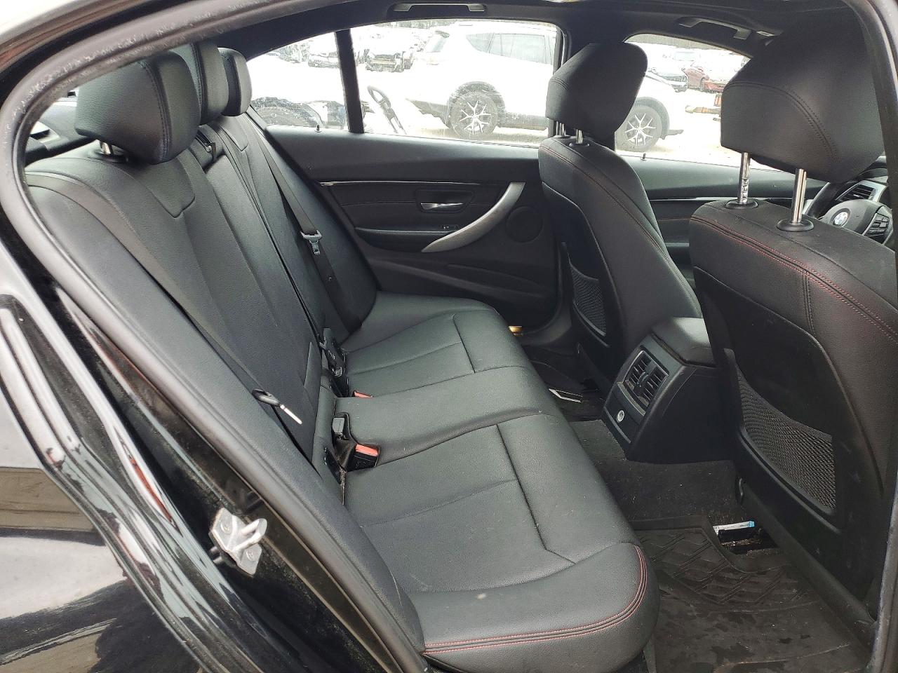 2017 BMW 3 series VIN WBA8D9C3XHA011835 photo 10