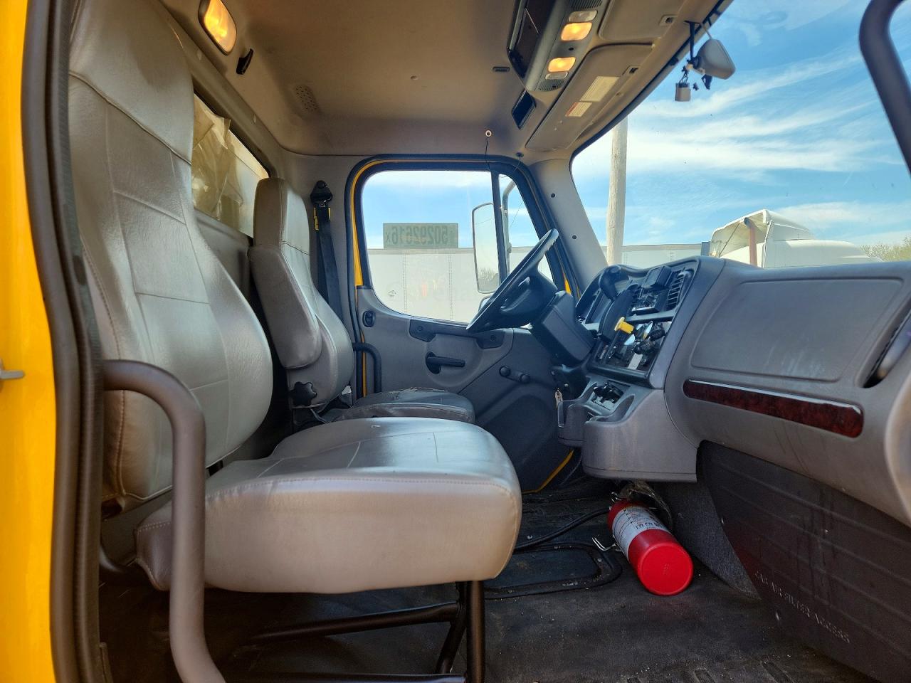 2022 FREIGHTLINER All other VIN 3ALACWFCXNDMV6235 photo 5