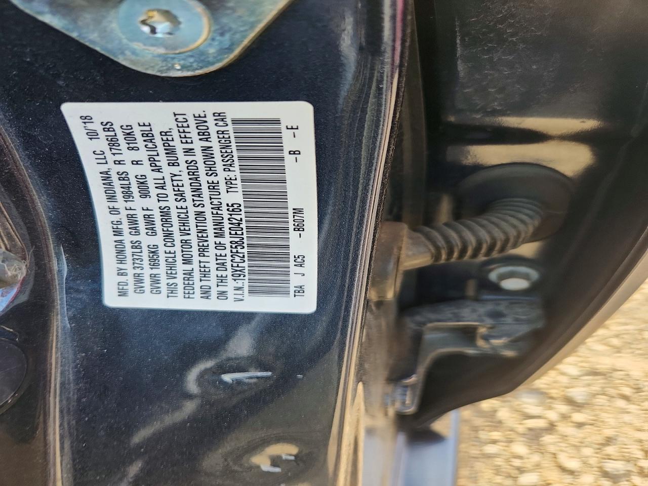 2018 Honda Civic VIN 19XFC2F58JE042165 photo 12